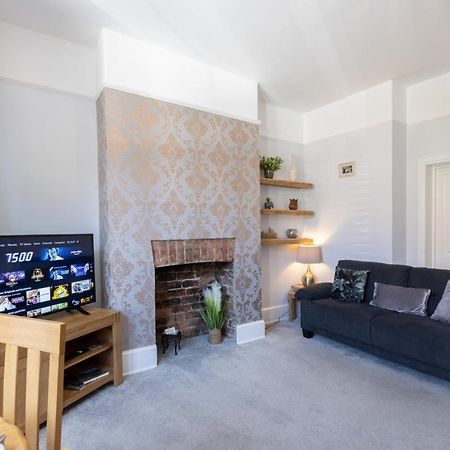 Bootham Apartment 32 - Free Parking - Five Minute Walk To York Minster ภายนอก รูปภาพ