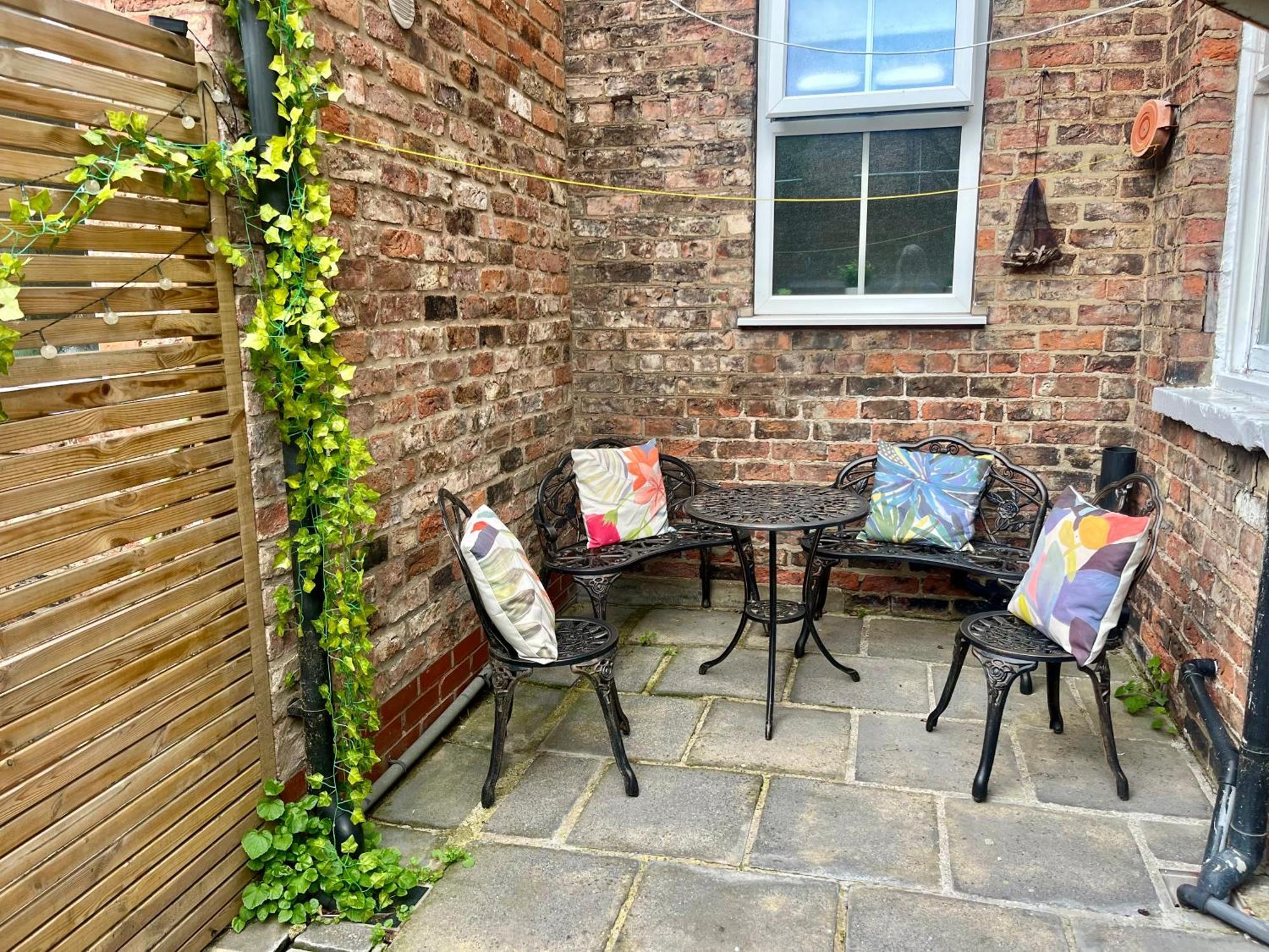 Bootham Apartment 32 - Free Parking - Five Minute Walk To York Minster ภายนอก รูปภาพ