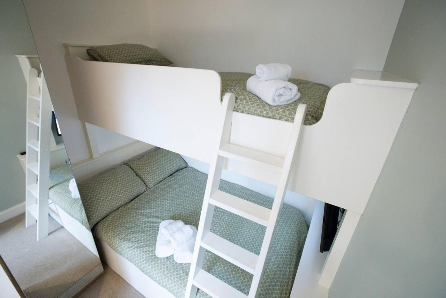 Bootham Apartment 32 - Free Parking - Five Minute Walk To York Minster ภายนอก รูปภาพ